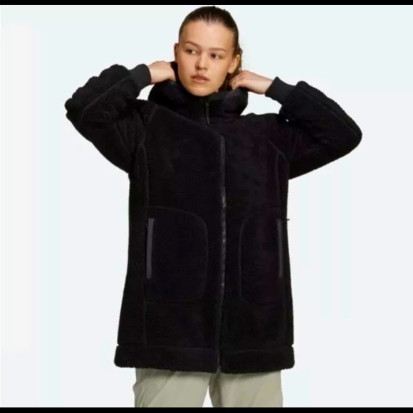 Adidas Originals Women’s REVERSIBLE SHERPA Jacket - Picture 1 of 8